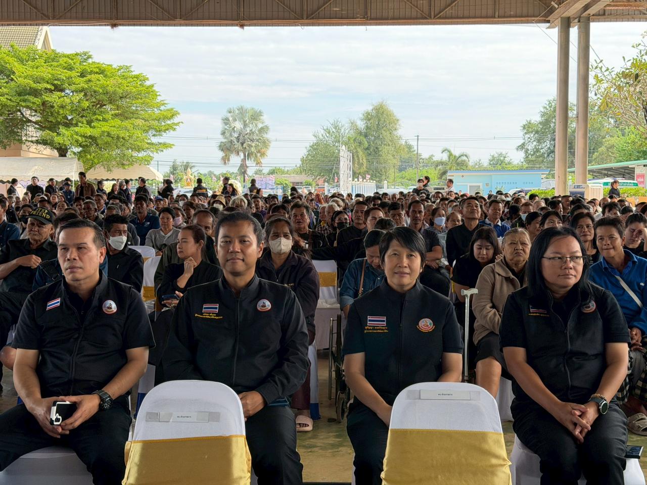 ภาพ สถานีพัฒนาที่ดินเพชรบุรี ร่วมต้อนรับรองนายกฯ Kick Off แก้ปัญหาที่ดิน ส.ป.ก. ราชบุรี