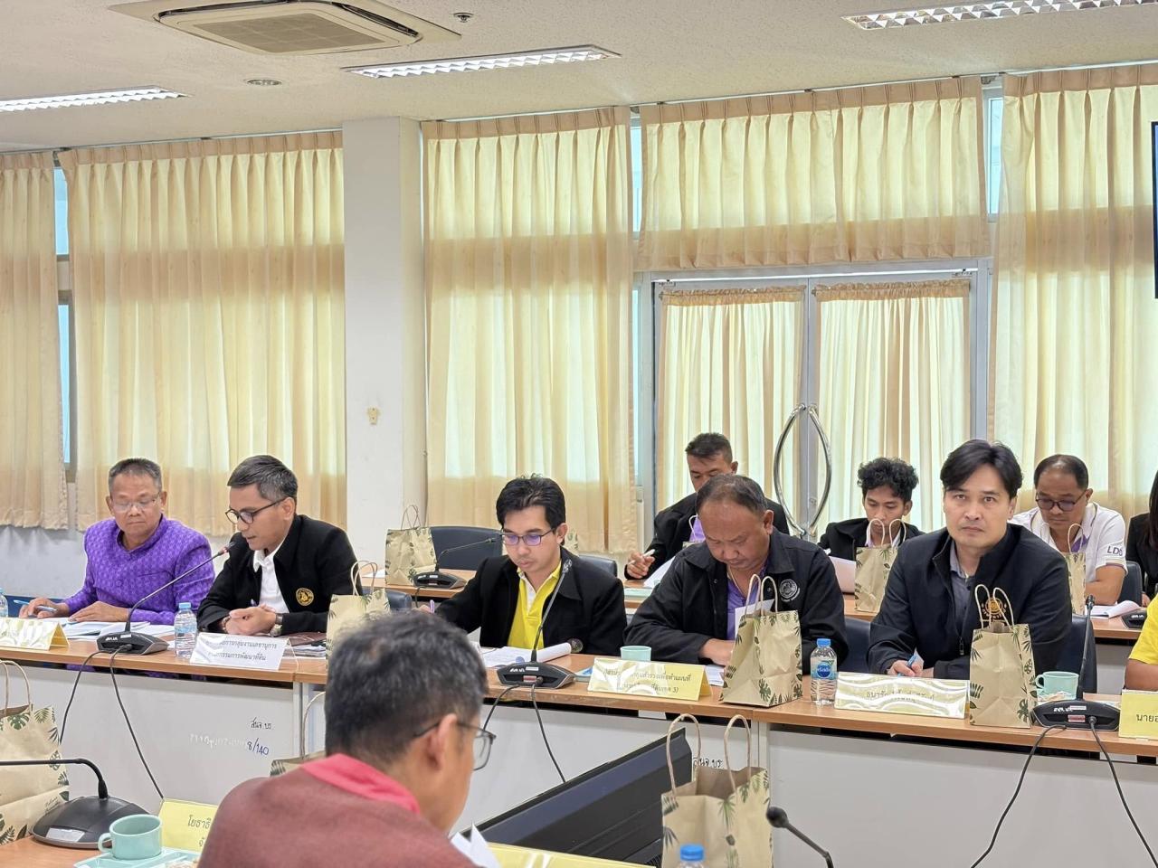 ภาพประกอบที่ 16