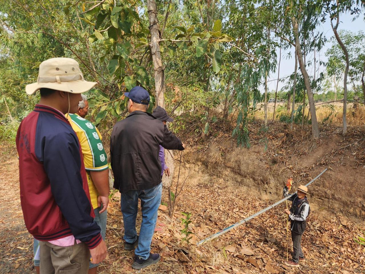 ภาพประกอบที่ 12