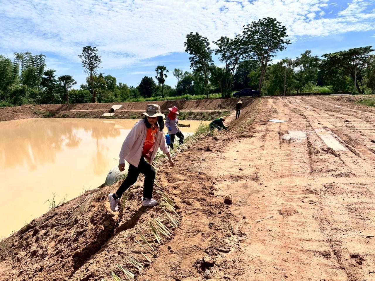 ภาพประกอบที่ 9