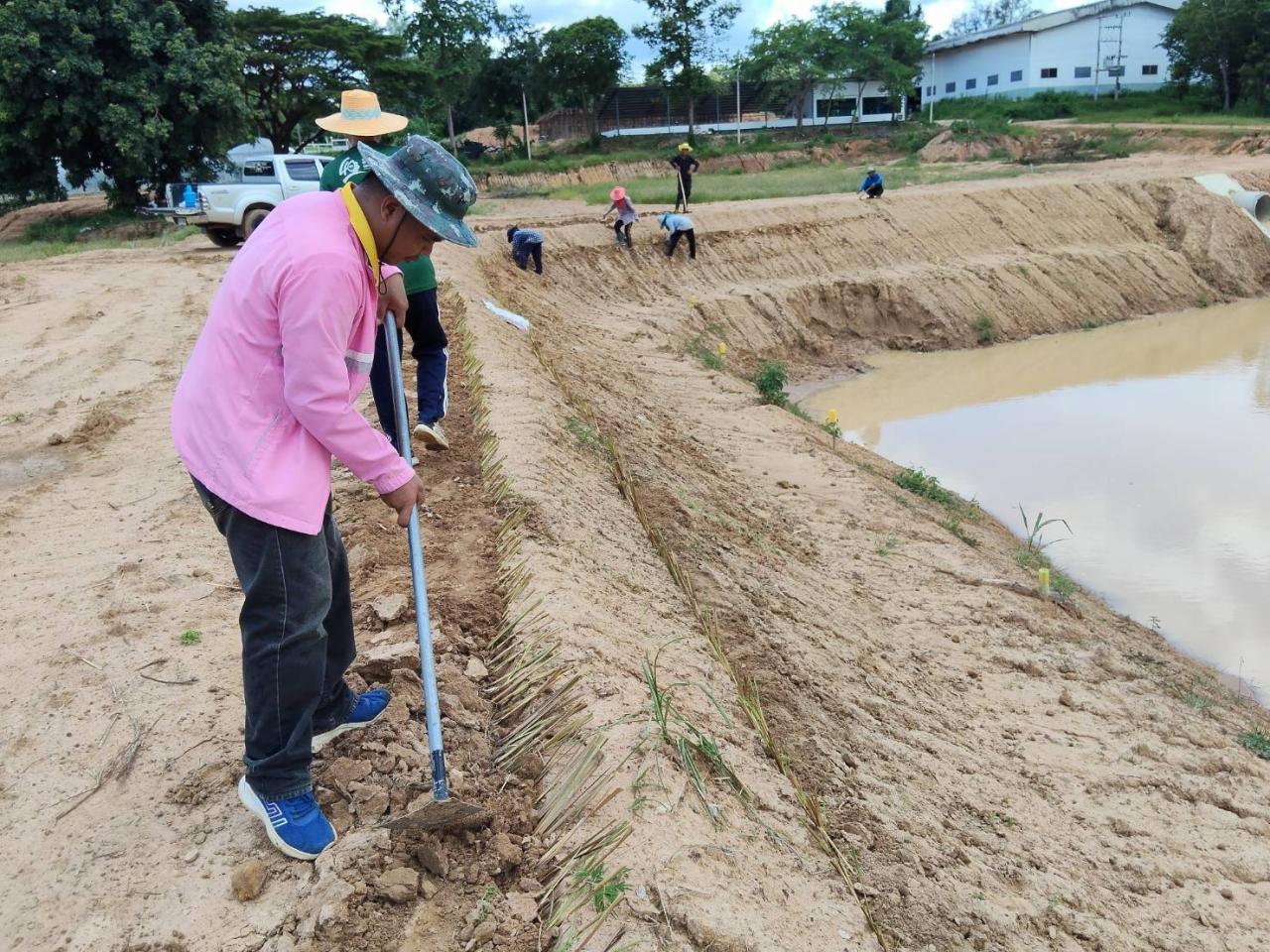 ภาพประกอบที่ 22