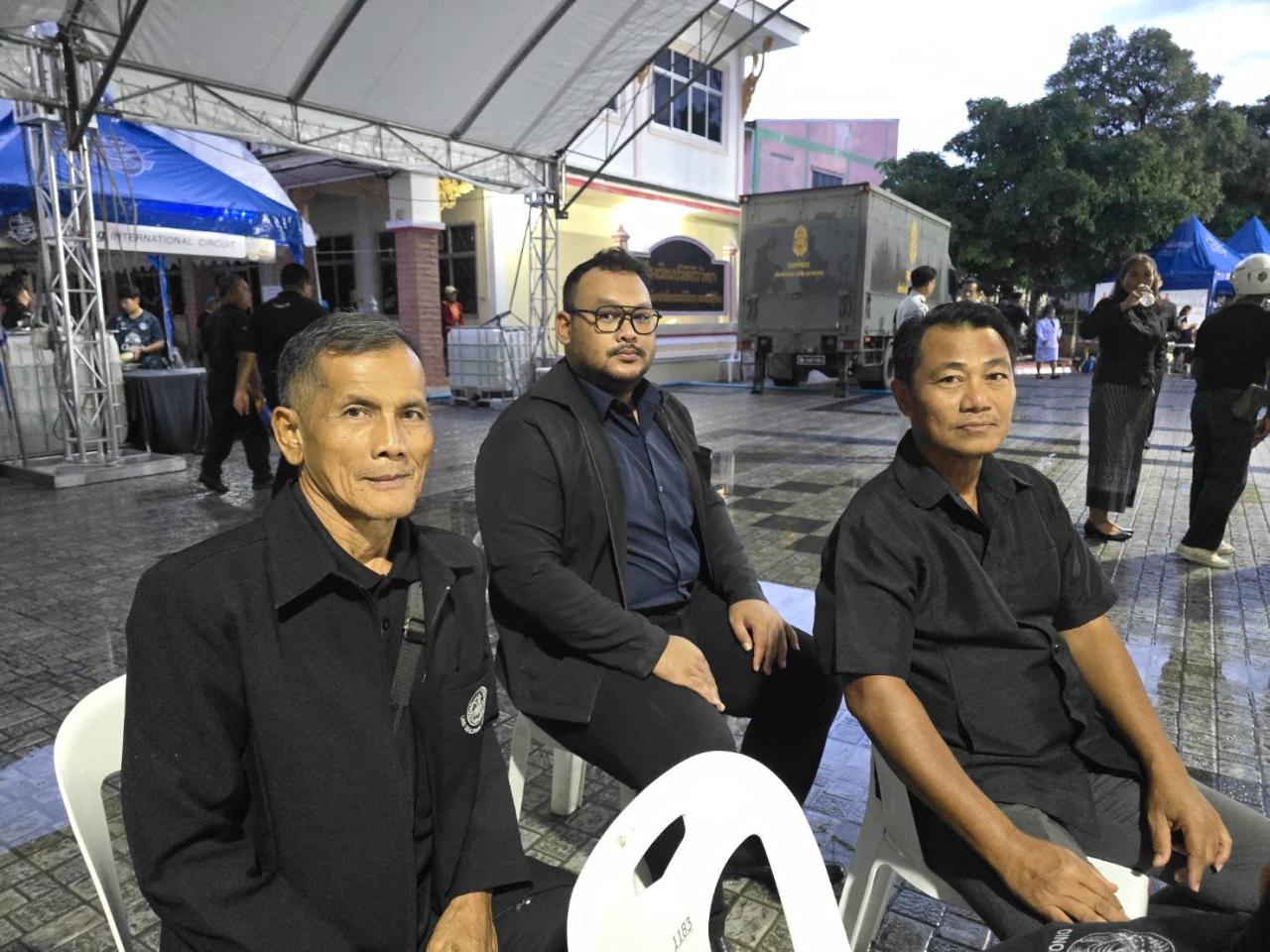 ภาพประกอบที่ 12