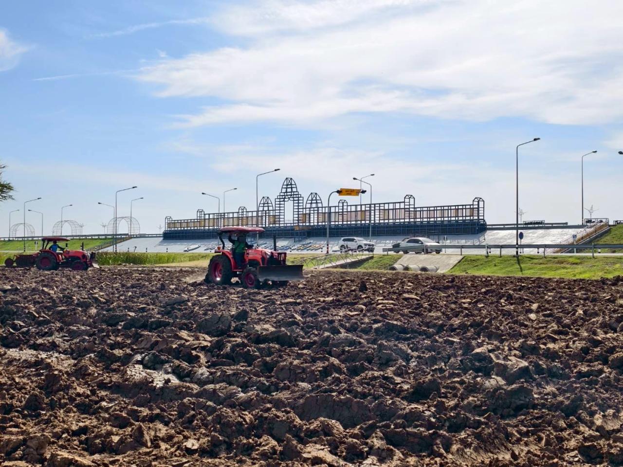 ภาพประกอบที่ 8