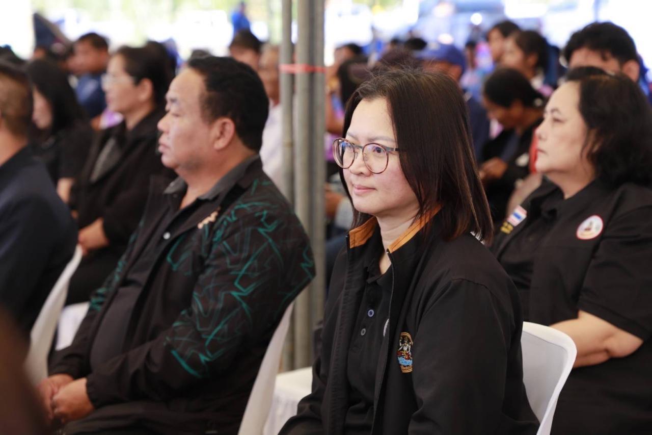 ภาพประกอบที่ 15