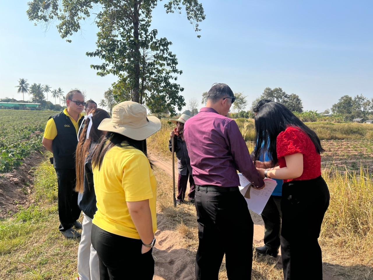 ภาพประกอบที่ 1