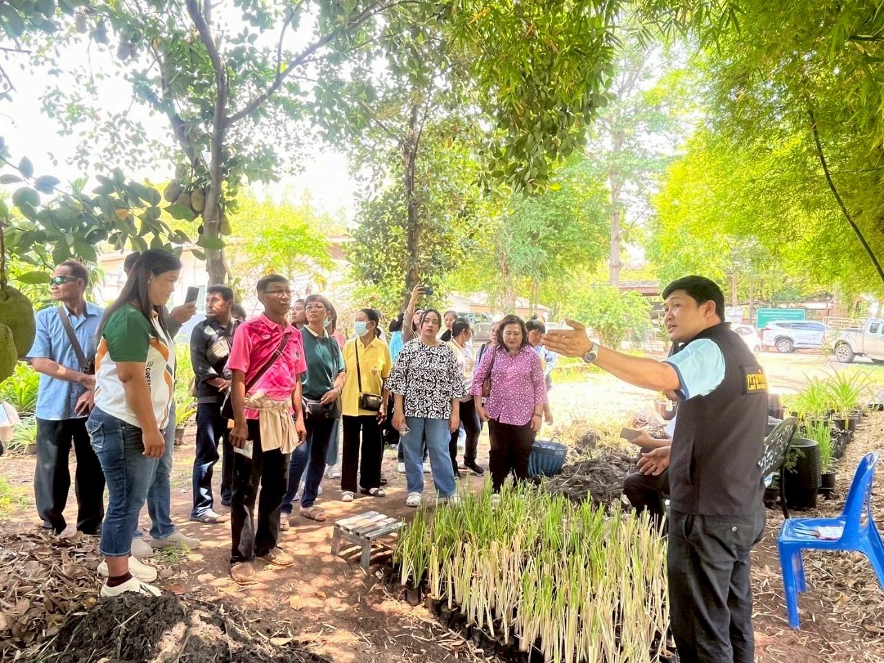 ภาพประกอบที่ 17