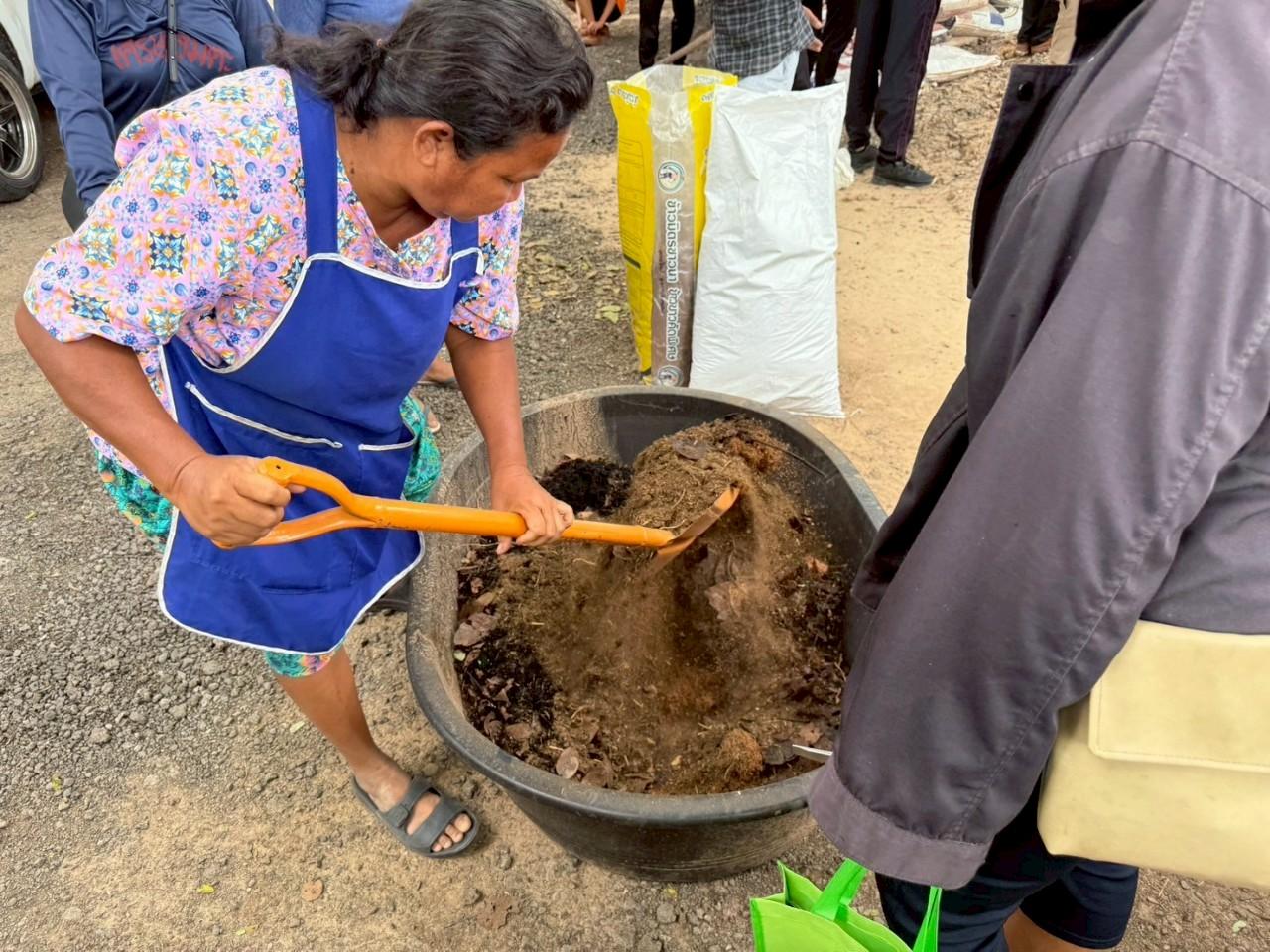 ภาพประกอบที่ 12