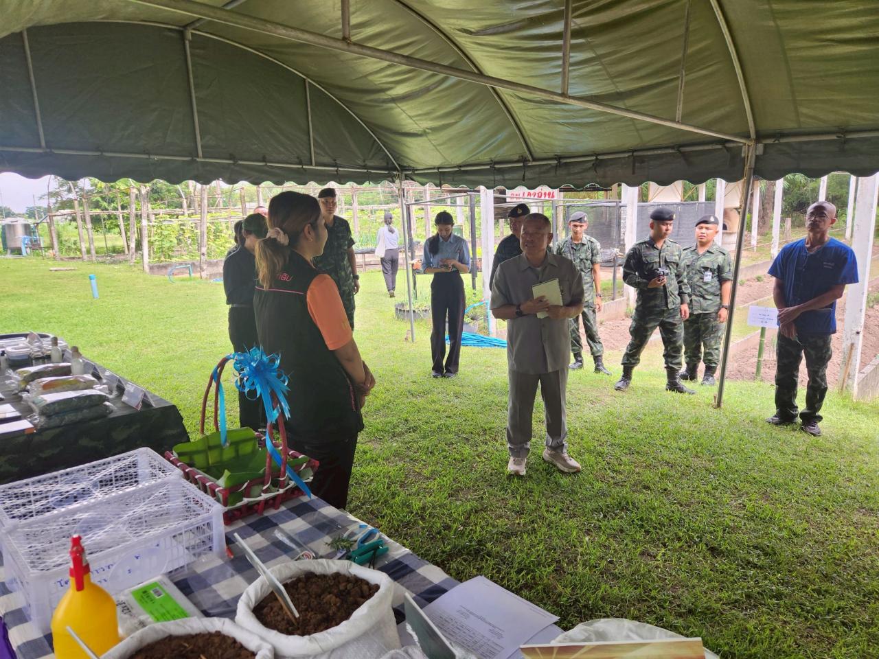 ภาพประกอบที่ 8