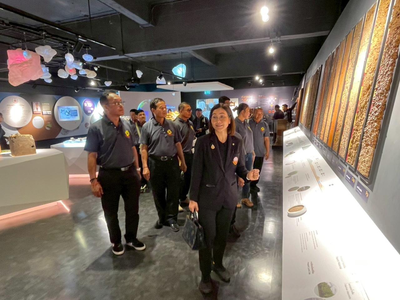 ภาพประกอบที่ 6