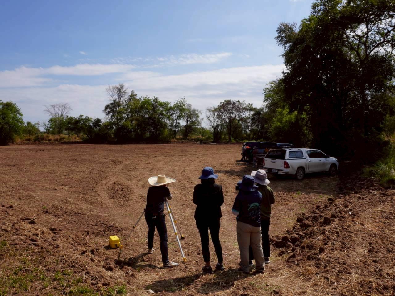 ภาพประกอบที่ 12