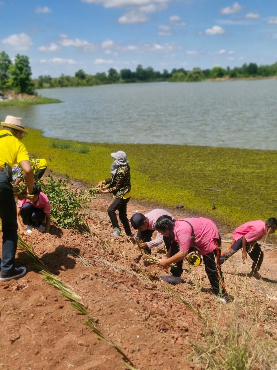 ภาพประกอบที่ 21