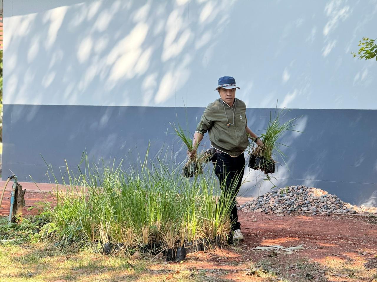 ภาพประกอบที่ 1