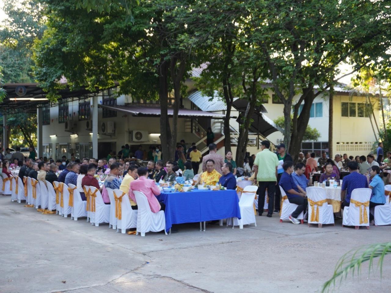 ภาพประกอบที่ 64