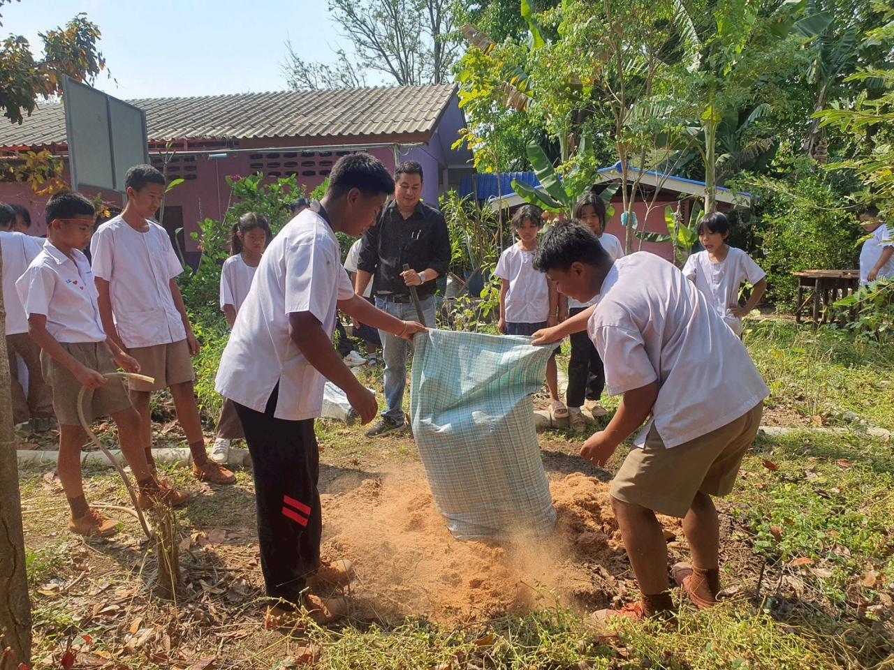 ภาพประกอบที่ 5