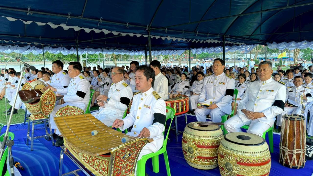 ภาพประกอบที่ 12