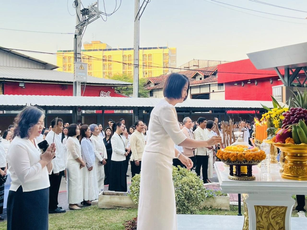 ภาพประกอบที่ 12