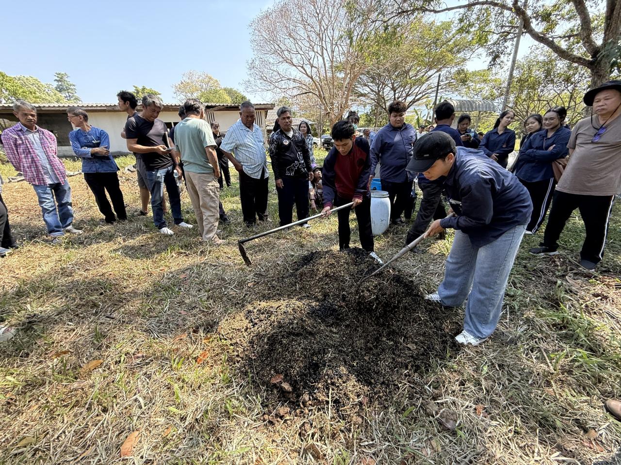 ภาพประกอบที่ 13