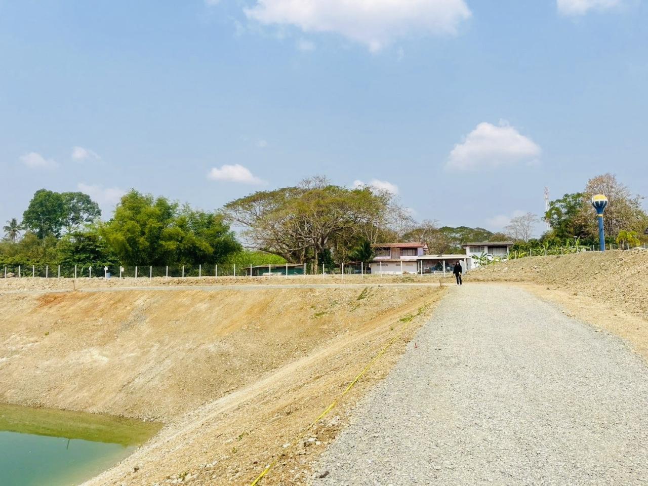 ภาพประกอบที่ 13