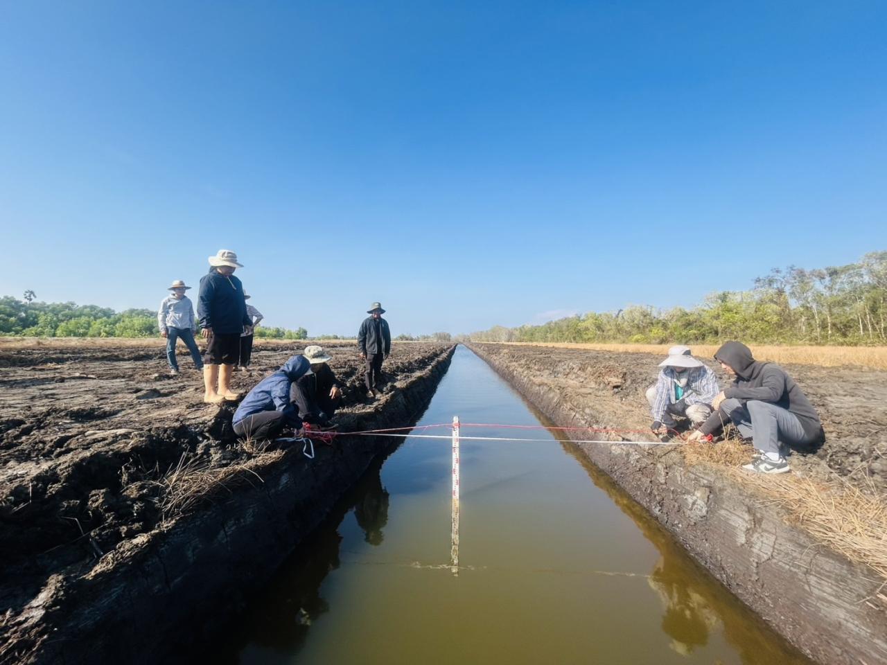 ภาพประกอบที่ 13