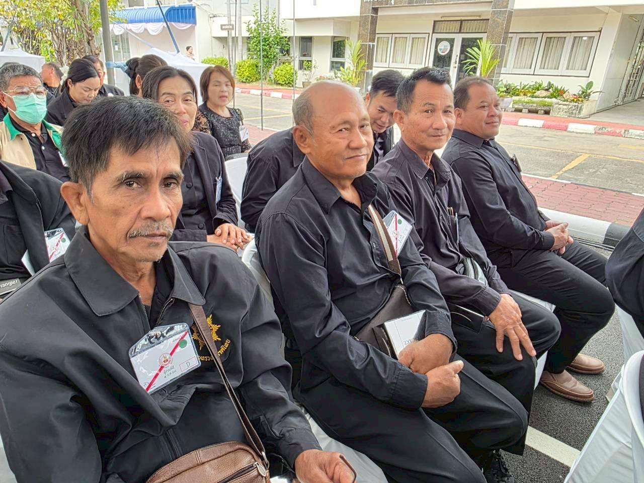 ภาพประกอบที่ 12