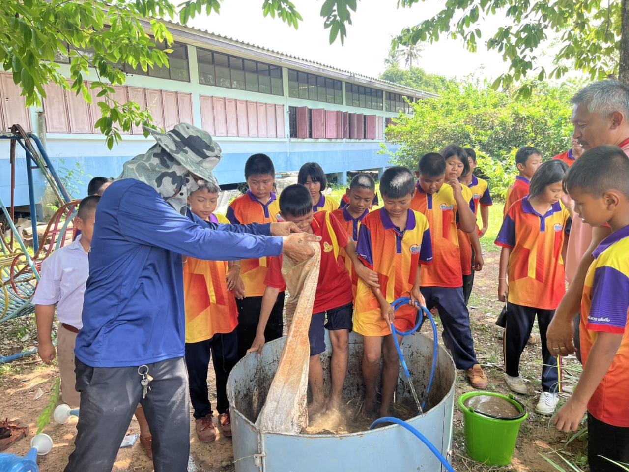 ภาพประกอบที่ 4