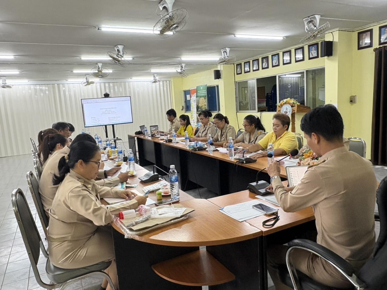 ภาพประกอบที่ 15