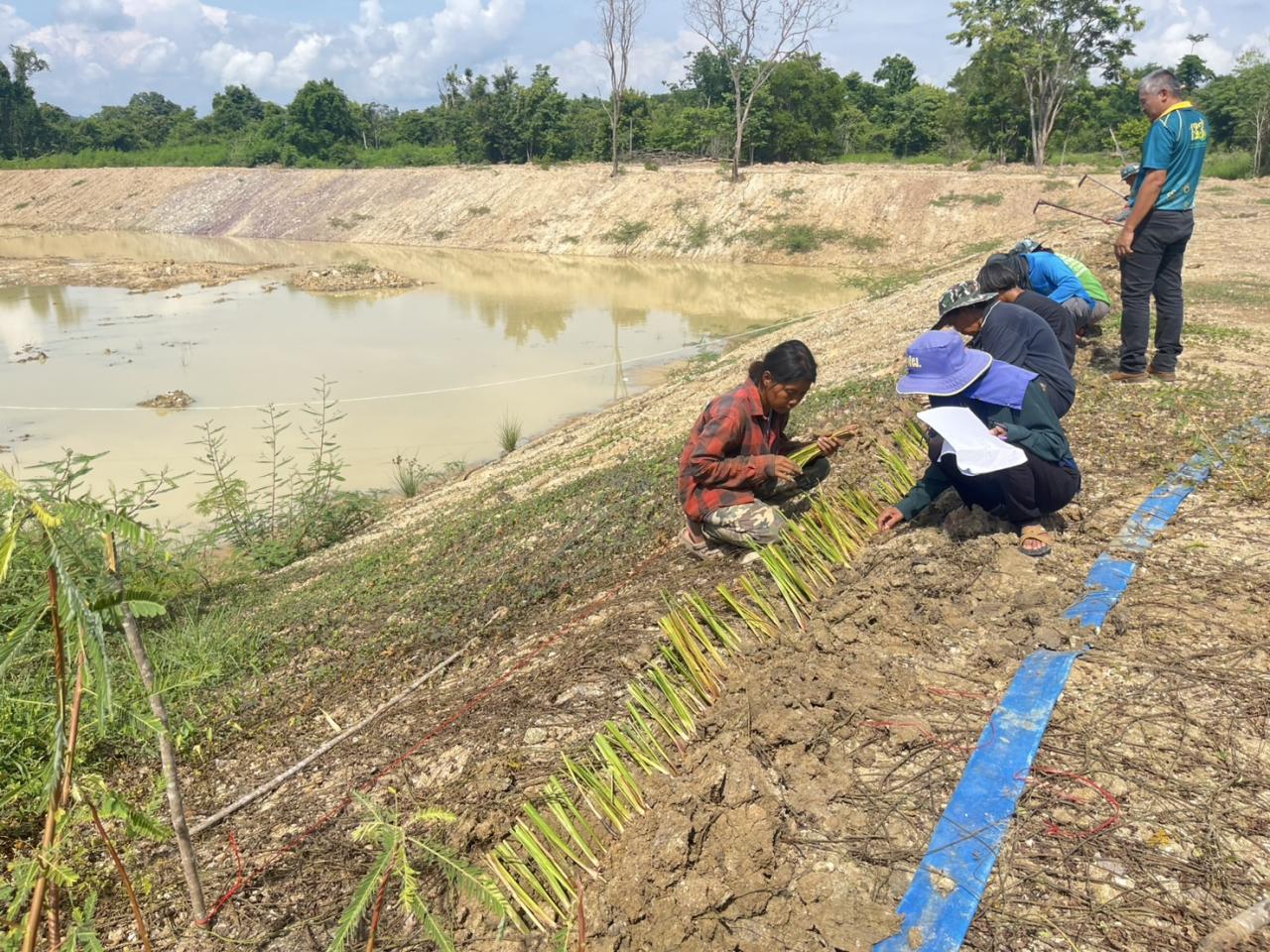 ภาพประกอบที่ 1