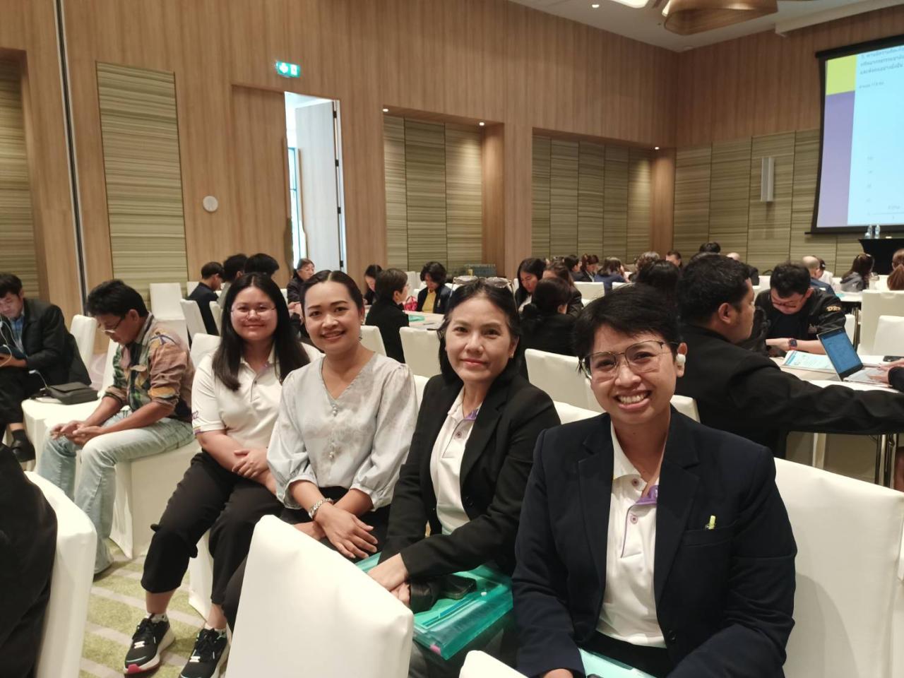 ภาพประกอบที่ 9