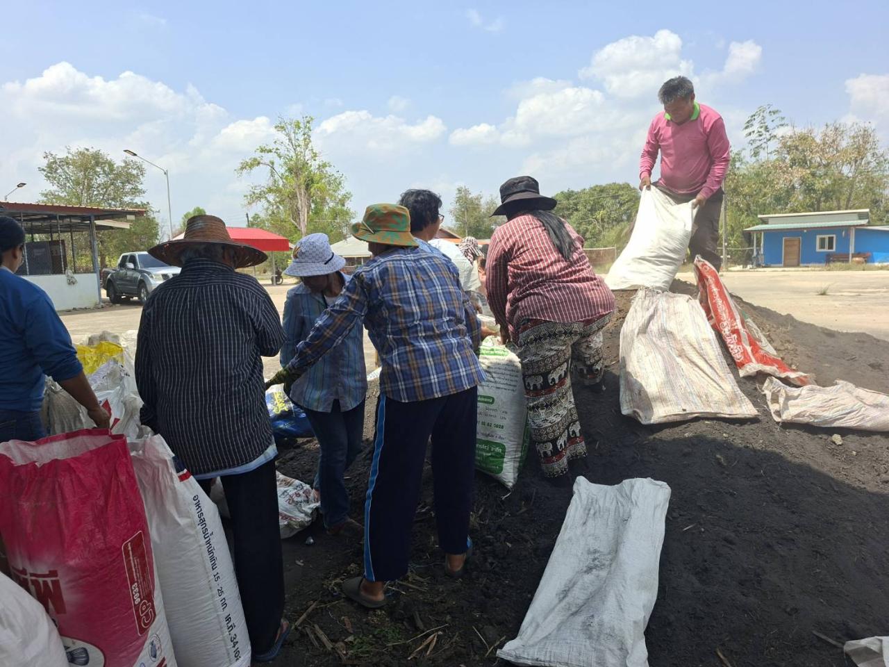 ภาพประกอบที่ 15