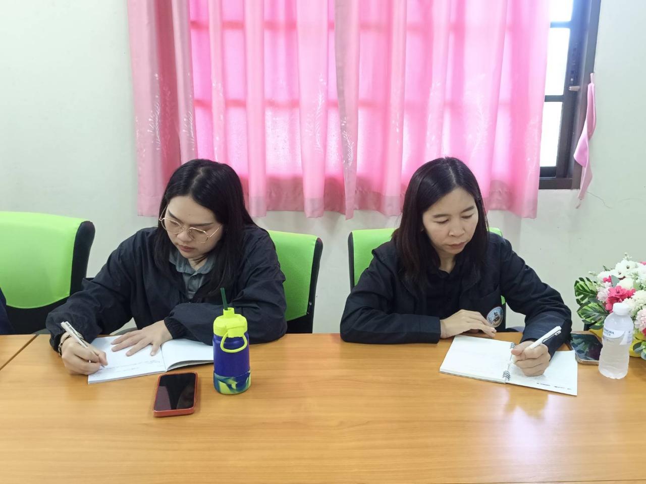 ภาพประกอบที่ 1