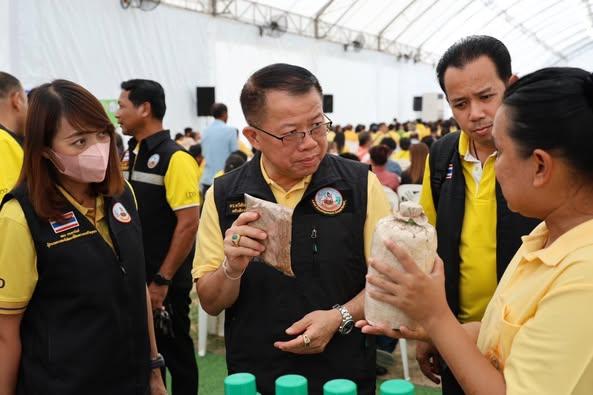 ภาพประกอบที่ 1