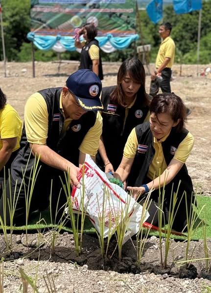 ภาพประกอบที่ 4