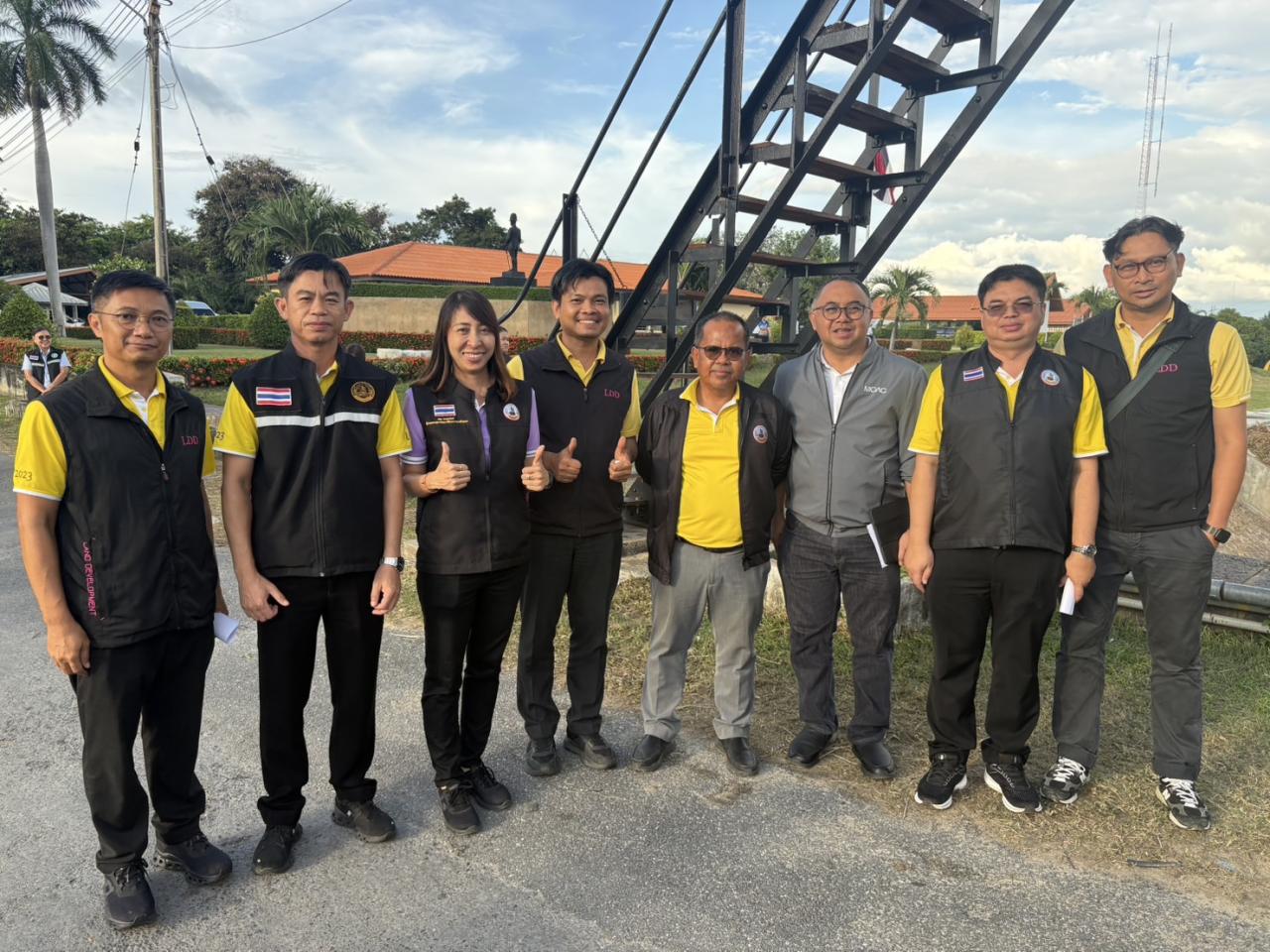 ภาพประกอบที่ 1