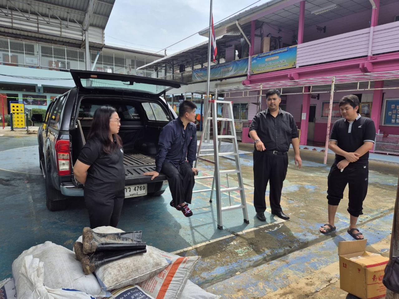 ภาพประกอบที่ 0