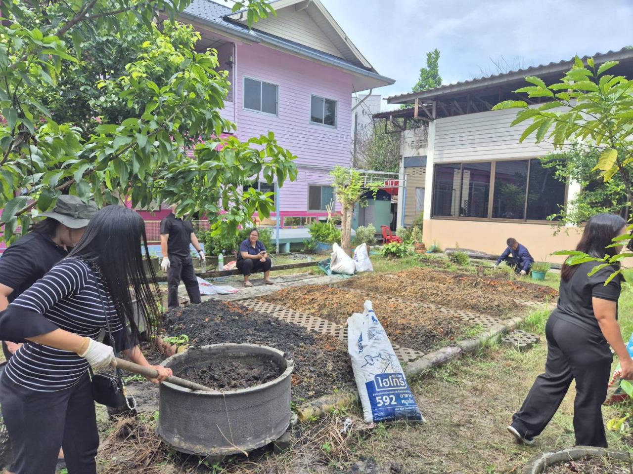 ภาพประกอบที่ 2
