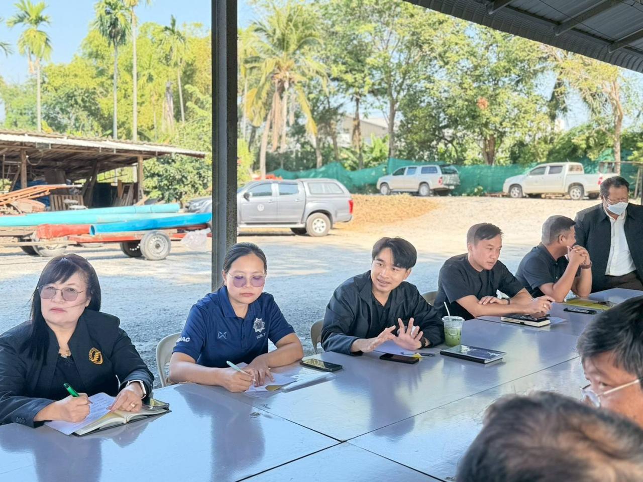 ภาพประกอบที่ 1