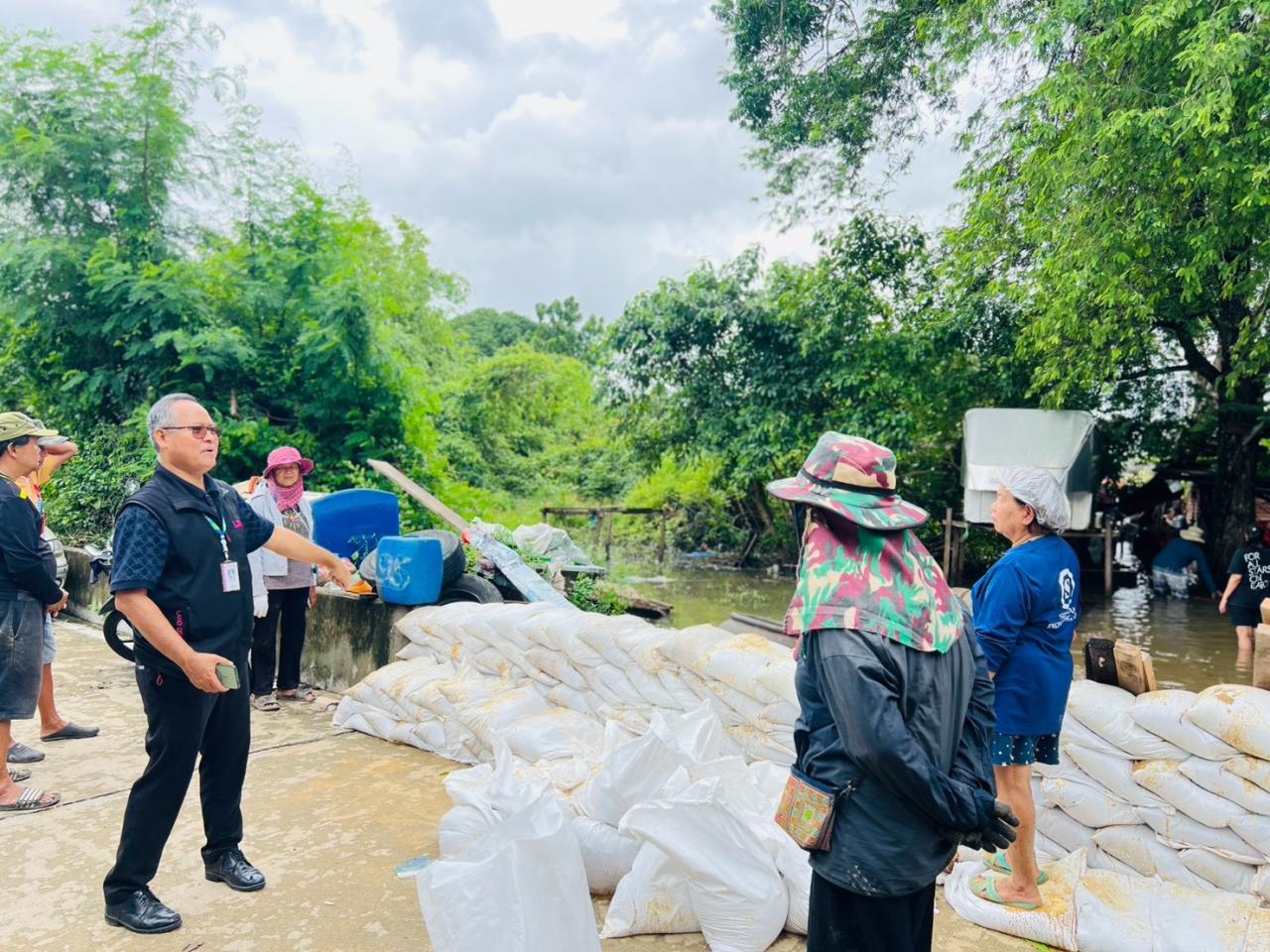 ภาพประกอบที่ 1
