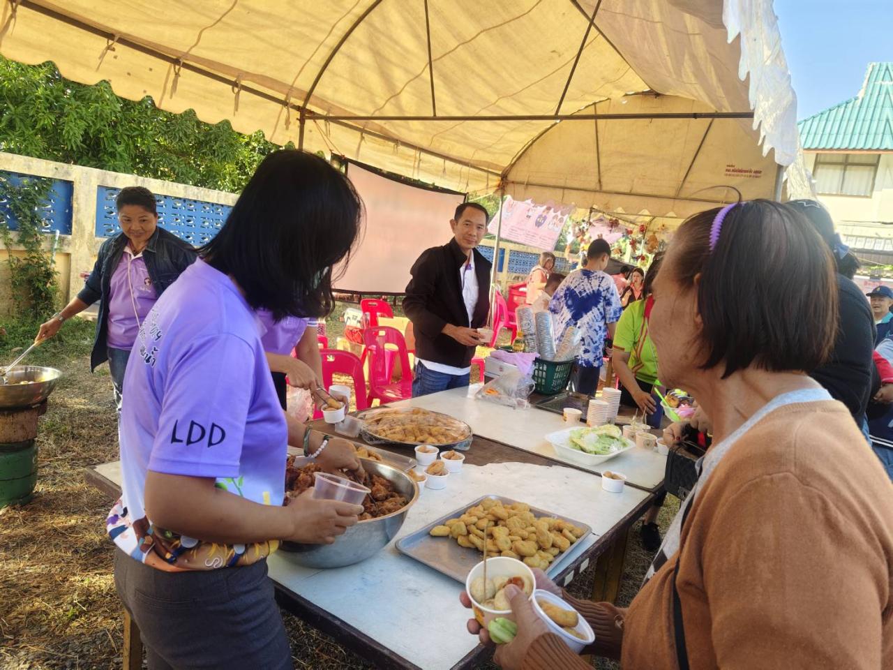 ภาพประกอบที่ 11