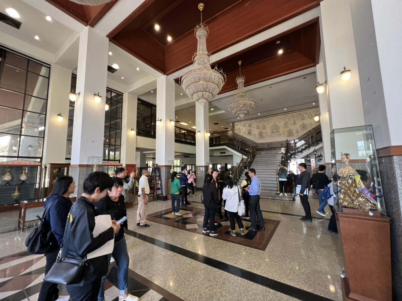 ภาพประกอบที่ 4