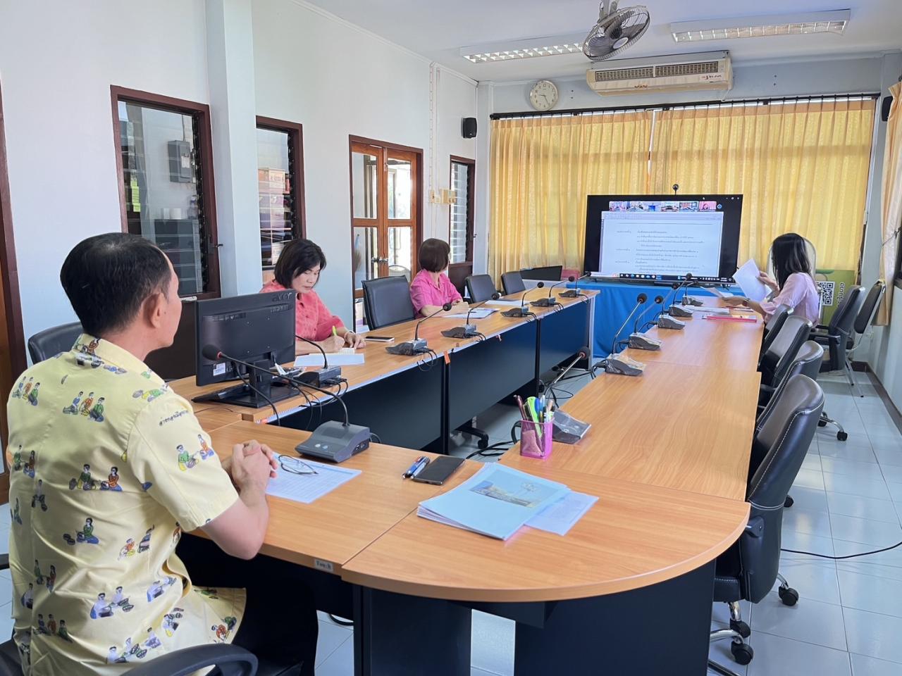 ภาพประกอบที่ 1