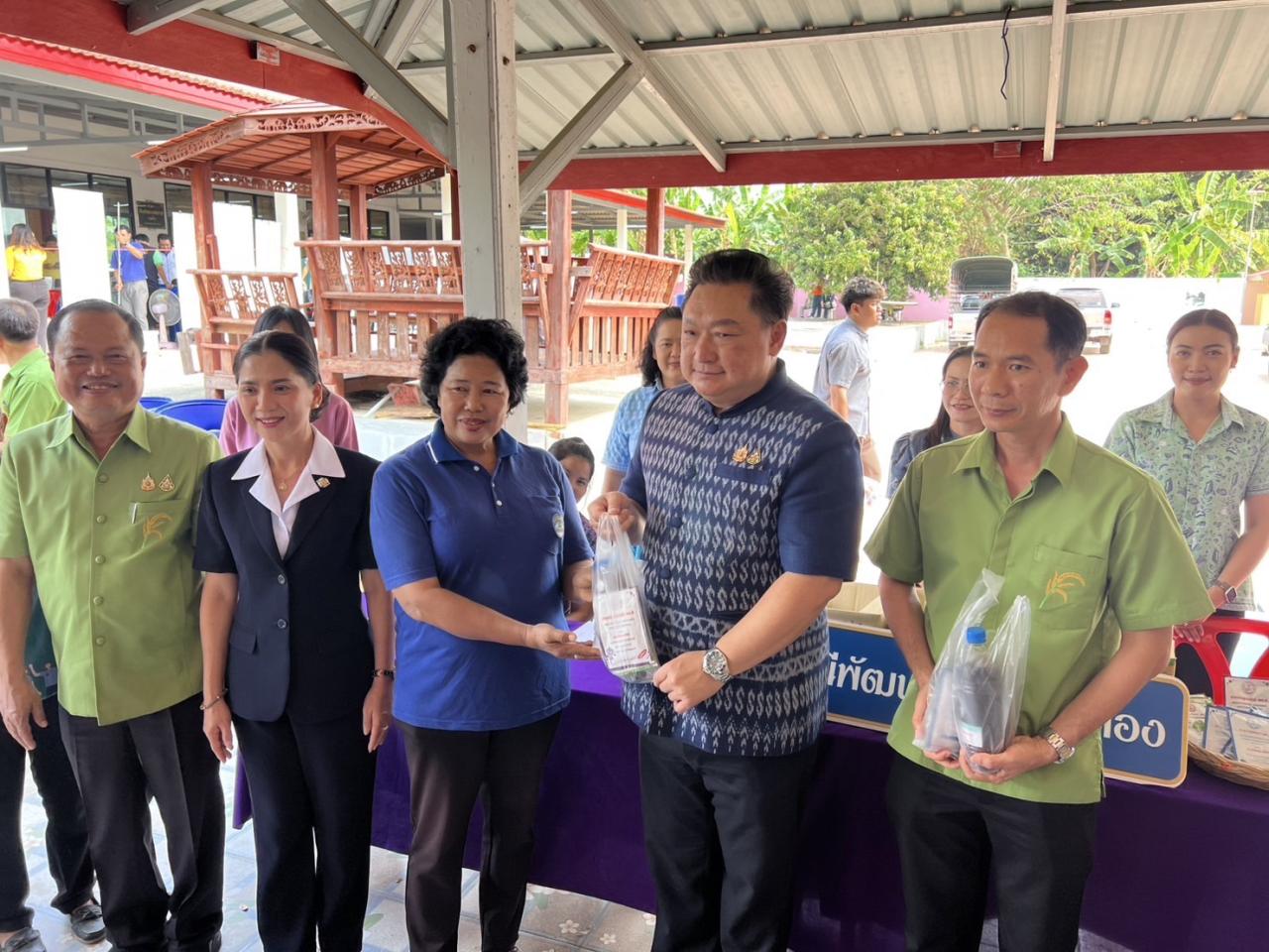 ภาพประกอบที่ 1