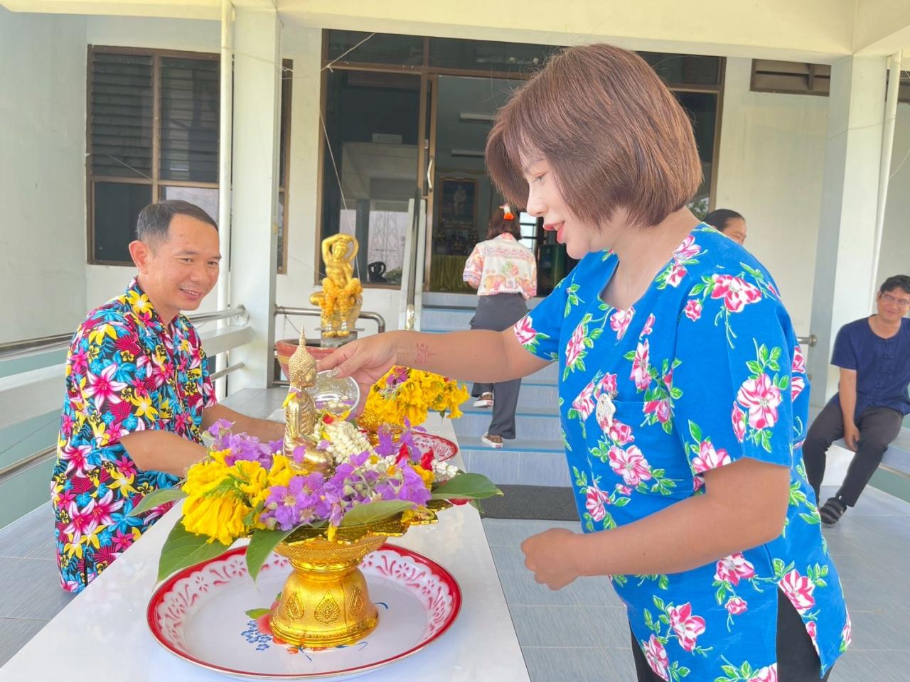 ภาพประกอบที่ 12