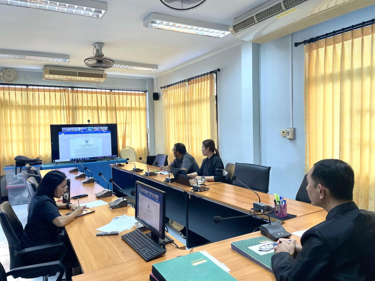 ภาพประกอบที่ 1