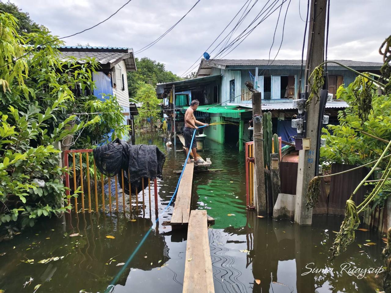 ภาพประกอบที่ 0