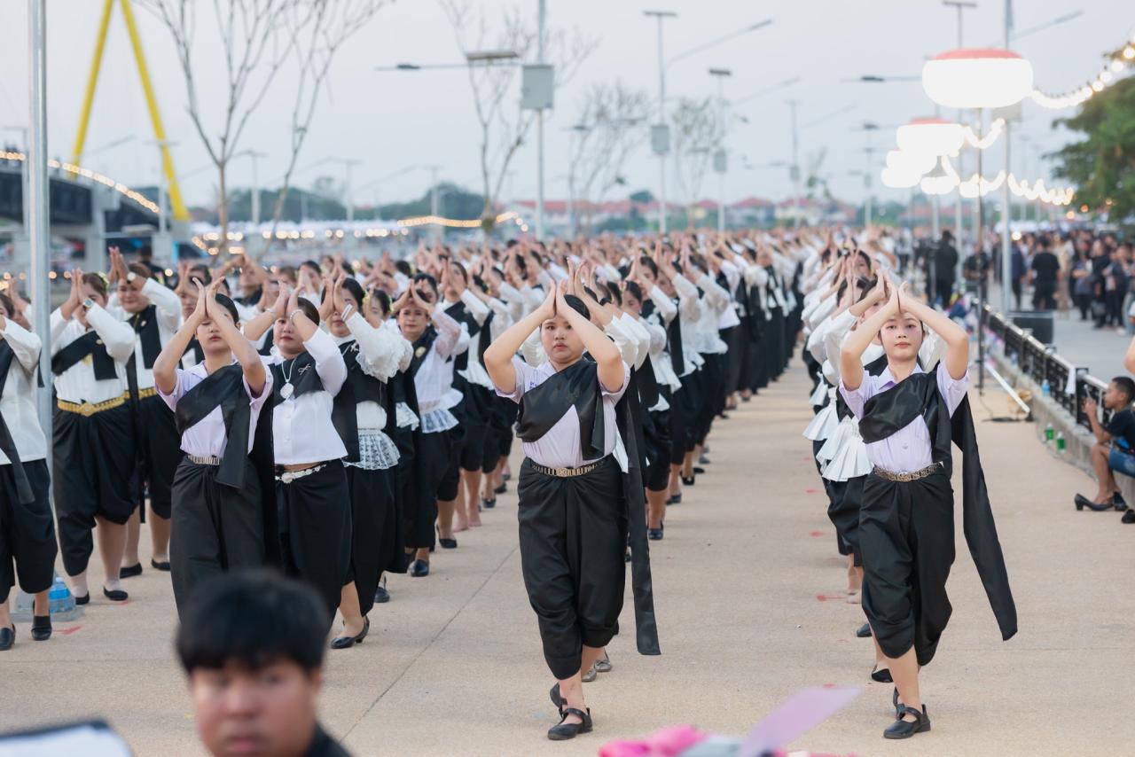 ภาพประกอบที่ 8