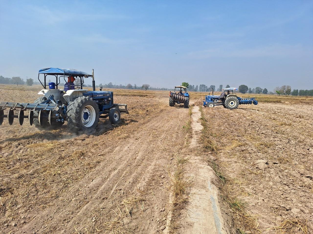 ภาพประกอบที่ 16