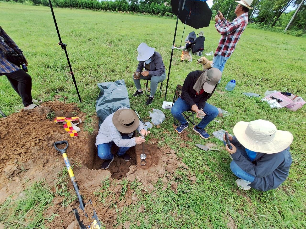 ภาพประกอบที่ 11