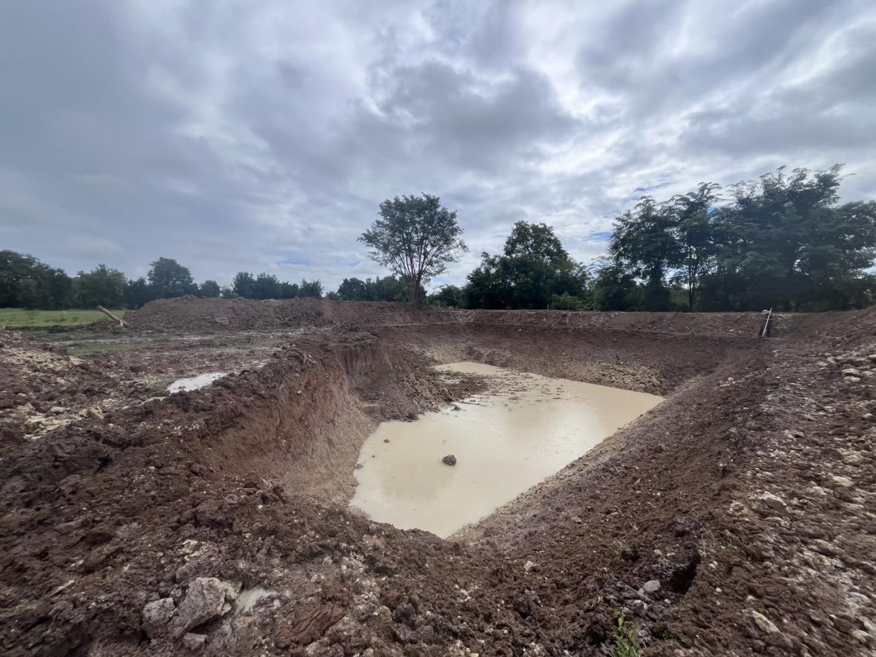 ภาพประกอบที่ 12