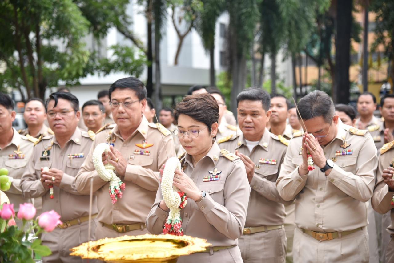 ภาพประกอบที่ 9