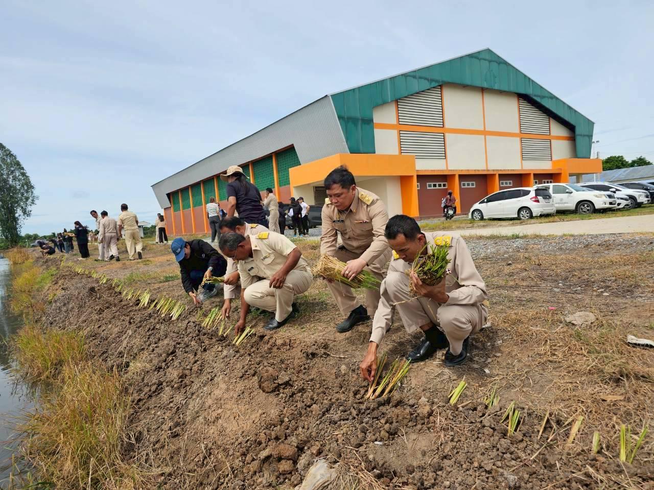 ภาพประกอบที่ 18